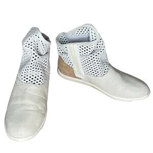 Emu Australia Numeralla Ankle Boots Perforated Leather Cream Tan Size 7